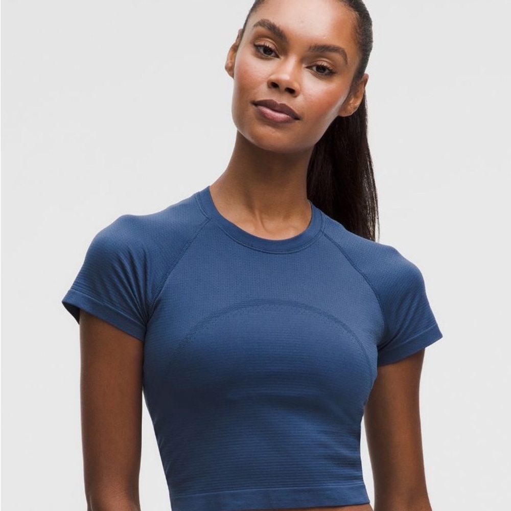 lululemon athletica Royal Blue Short Sleeve Crop Top